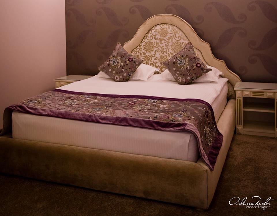 Hotel Goya Collection ทาร์กู จิอู ภายนอก รูปภาพ